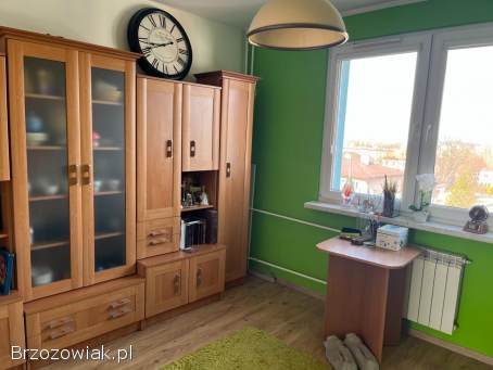 Sprzedam mieszkanie 3 pokoje Krosno w centrum ul Grodzka winda 68.  6 m2