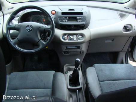 Nissan Almera Tino 1,  8 LPG 2002
