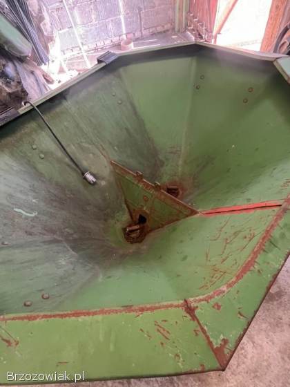 Rozsiewacz Amazone 600L