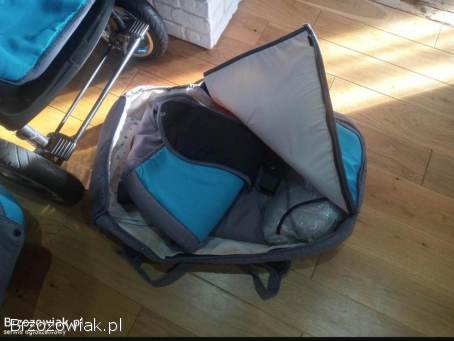 Wózek dziecięcy z akcesoriami