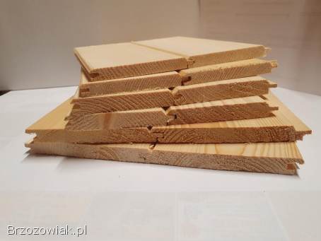 Elewacja z drewna szolówka deska obrabiana obiciuwka