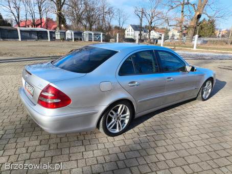 Mercedes-Benz Klasa E W 211 2002