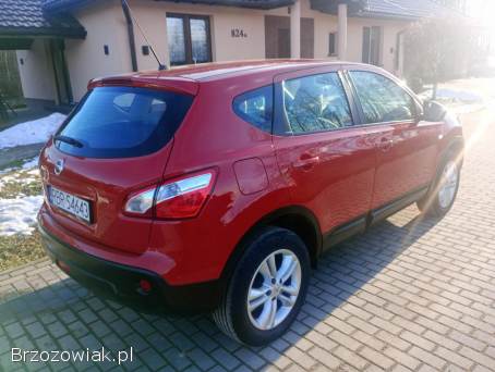 Nissan Qashqai Lift 2.  0 bez 4x4 2011