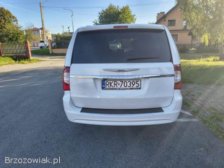 Chrysler Town & Country 3.  6 Touring 2016