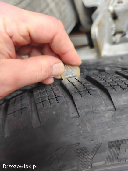 Felgi aluminiowe 17 z oponami zimowymi