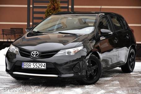 Toyota Auris 2015