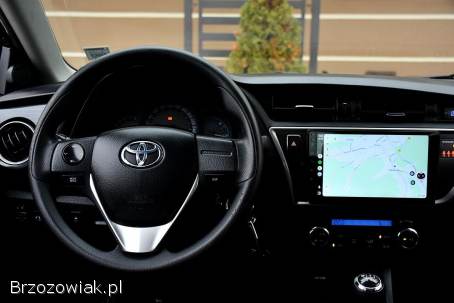 Toyota Auris 2015