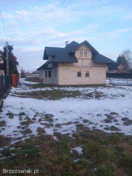 SPRZEDAM DOM + GARAŻ -  KROSNO os.  GUZIKÓWKA,  ul.  LOTNIKÓW