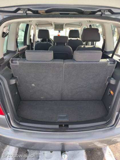 Volkswagen Touran Minivan 2004