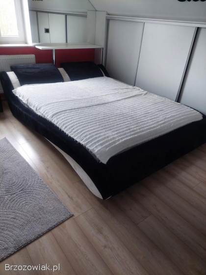 Łóżko sypialniane 180x200 z materacem