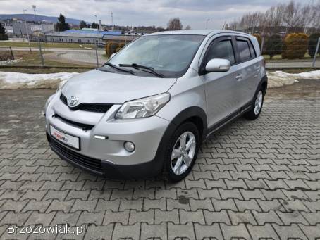 Toyota Urban Cruiser 1.  4 D-4D 2009