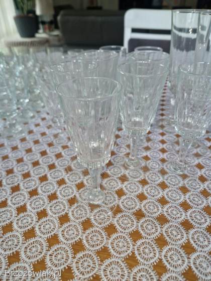 Kieliszki różne oddam