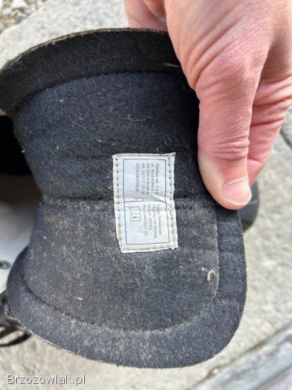 SPRZEDAM ŁYŻWY MĘSKIE HOKEJÓWKI 45