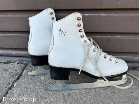 SPRZEDAM ŁYŻWY DAMSKIE 38