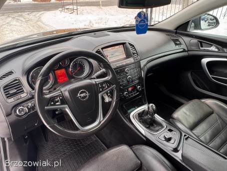 Opel Insignia Cosmo 2011