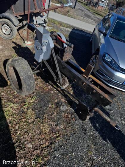 Łuparka do drewna bezwładnościowa