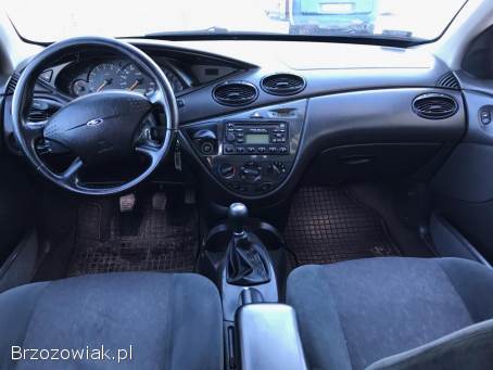 Ford Focus Ghia 2000