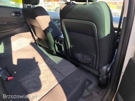 Peugeot 3008 2011