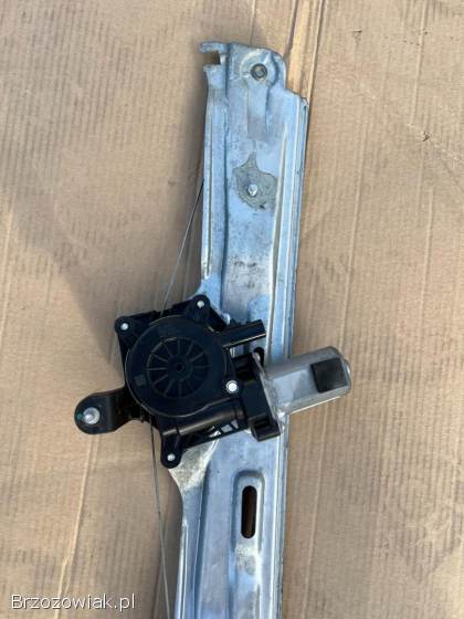 Fiat Tipo Hatchback x Szyby x Uszczelka drzwi x Zamek x Wiązka