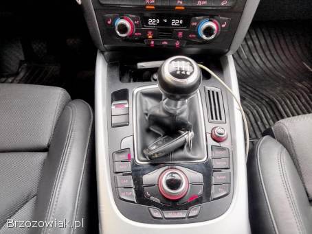 Audi Q5 S-LINE 2,  0TDI CR QUATTRO 4X4,  ledy skora,  navi,  hak,  2015 rok