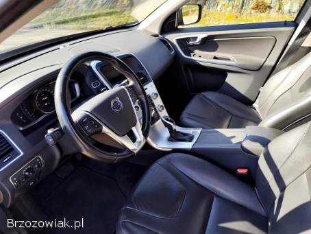 Volvo XC 60 Lift 2.  0 D3 2017