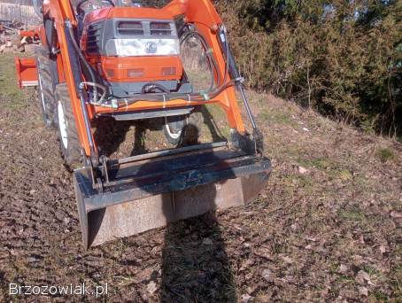 Kubota 4x4 stan mega jak nowy 24 km wspomaganie kierownicy
