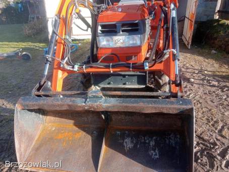 Kubota 4x4 stan mega jak nowy 24 km wspomaganie kierownicy