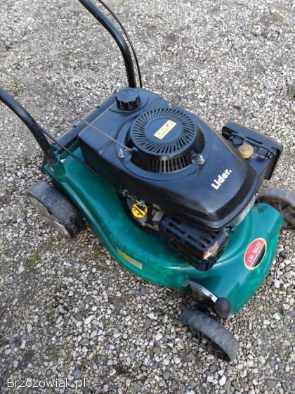 Kosiarka spalinowa z napędem
