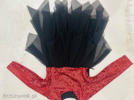 Sprzedam sukienki dla dziewczynki rozmiar 122