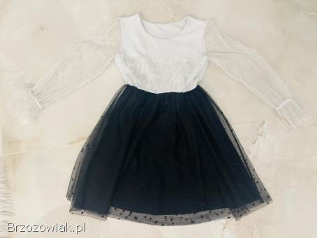 Sprzedam sukienki dla dziewczynki rozmiar 122