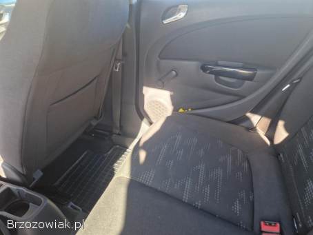Opel Corsa D 2011