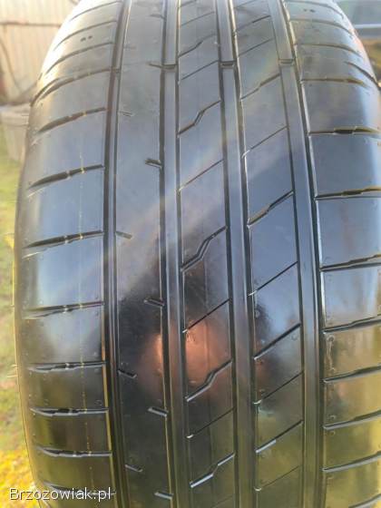 Sprzedam nowe opony 18 235/55 letnie.
