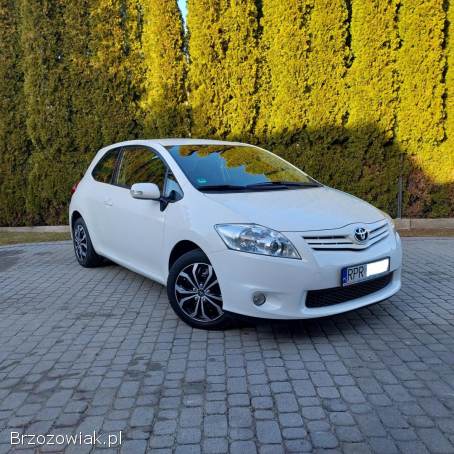 Toyota Auris BOGATA WERSJA 2011