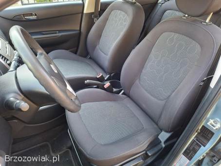 Hyundai i10 Benzyna 1.  2 2010