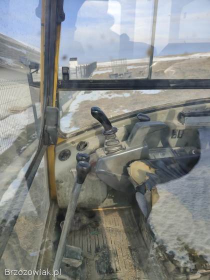 Minikoparka Volvo EC15B