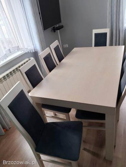 Stół i krzesła
