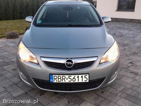 Opel Astra Z Niemiec  2011
