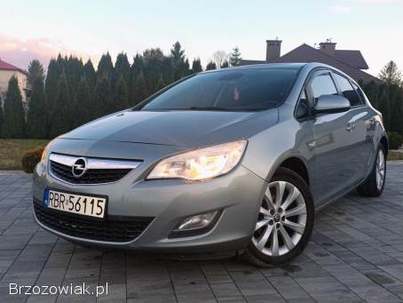 Opel Astra Z Niemiec  2011