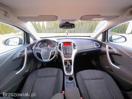 Opel Astra Z Niemiec  2011