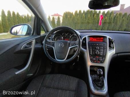 Opel Astra Z Niemiec  2011
