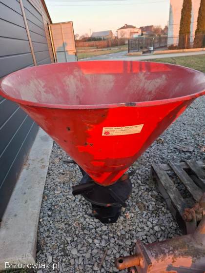 Sprzedam rozsiewacz do nawozu lejek 400l jarmet