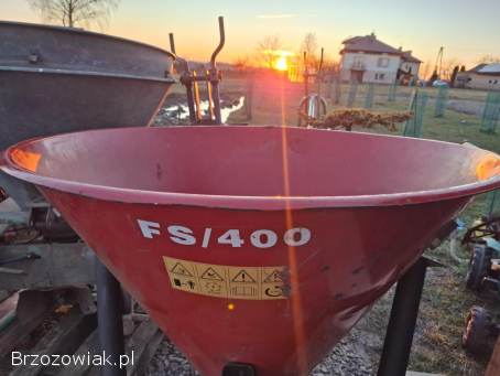 Sprzedam rozsiewacz do nawozu lejek 400l jarmet