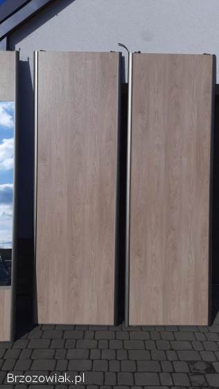 Drzwi przesuwne do szafy-lustro szyny