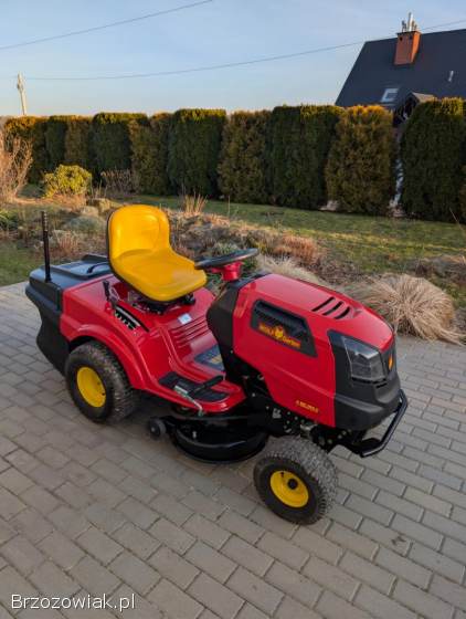 Kosiarka traktorek WOLF Garten 16,  5 KM + podnośnik