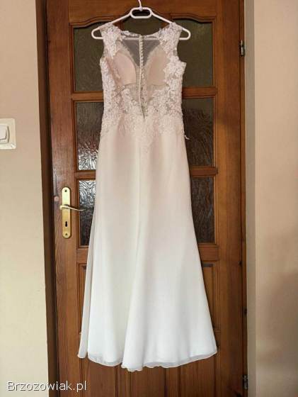 Suknia ślubna -  śmietankowa biel,  koronka,  gładka