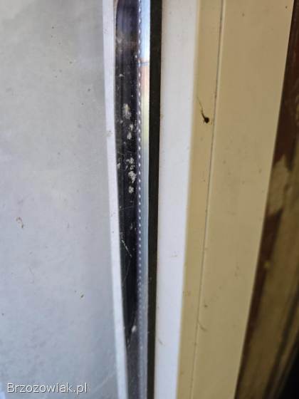 Okna dwuszybowe PCV używane