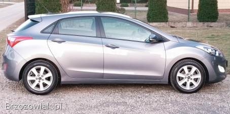 Hyundai i30 Alu 16 PDC skóra 2012