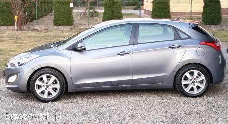 Hyundai i30 Alu 16 PDC skóra 2012