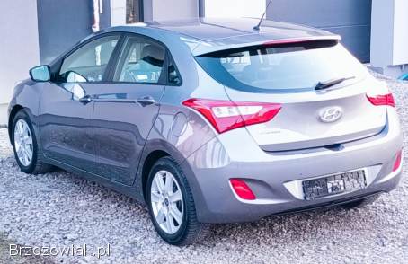 Hyundai i30 Alu 16 PDC skóra 2012