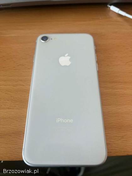 Sprzedam używanego Iphona 8